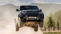 Land Rover Defender 90 V8, la prova