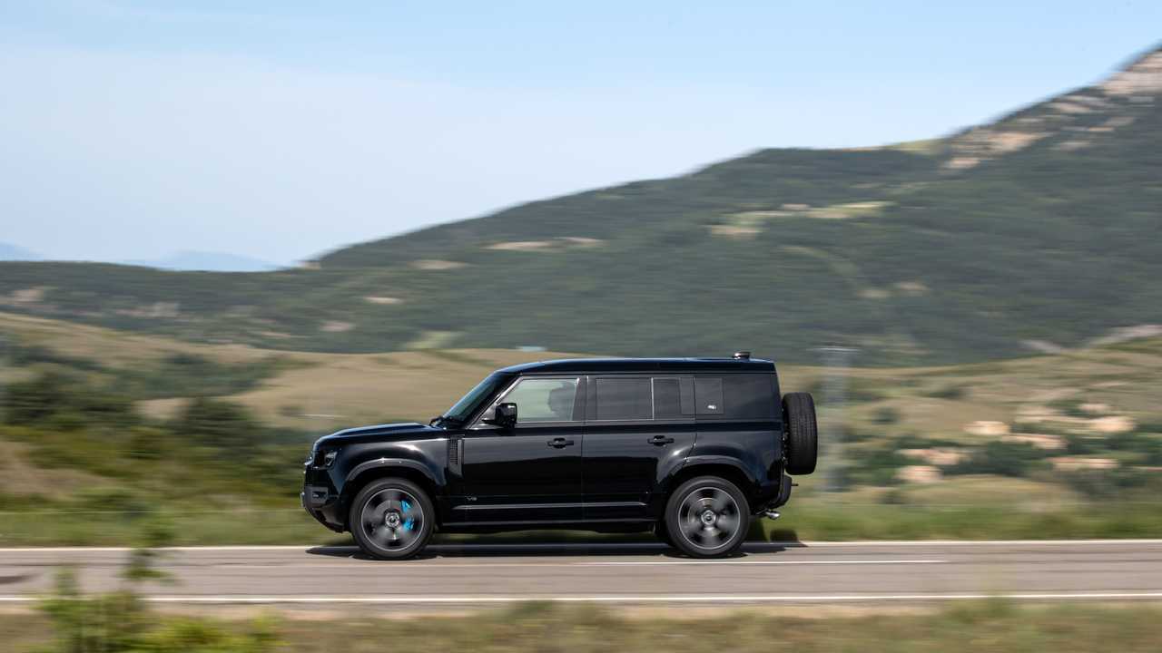 Land Rover Defender 110 V8 (2022) im Test