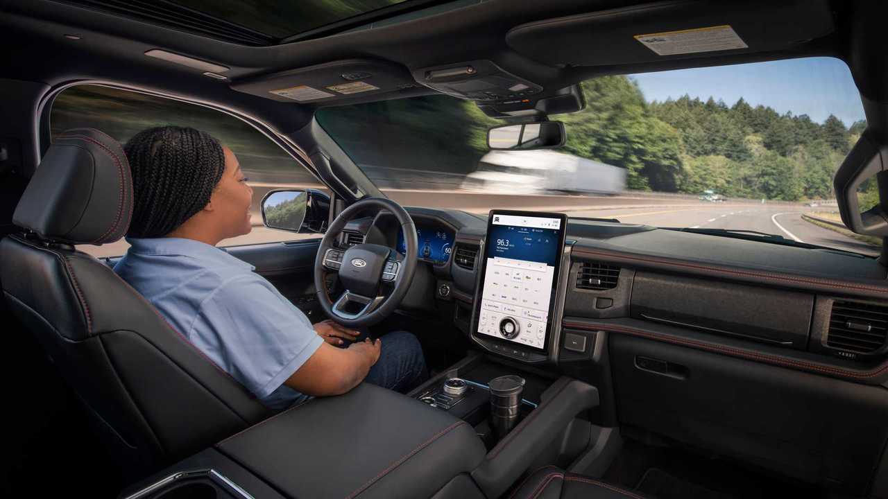 Cruzeiro Ford Expedition Blue 2022