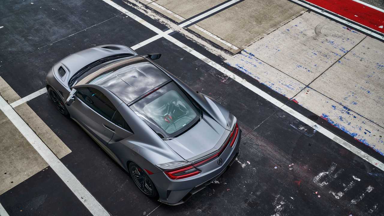 2022 Acura NSX Tipo S sopra la strada