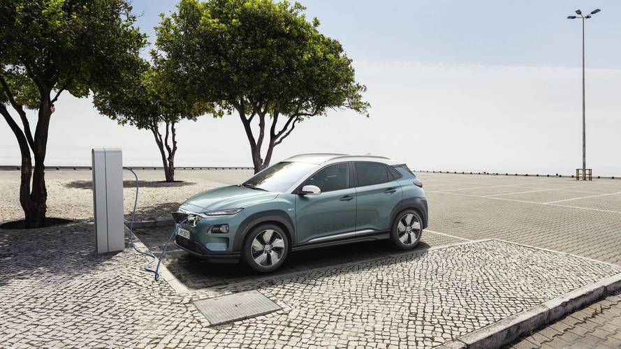 Hyundai pulls covers off Kona Electric in Geneva