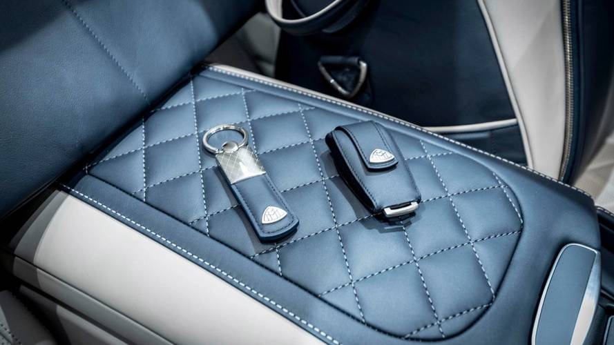 Mercedes-Maybach luggage and accessories