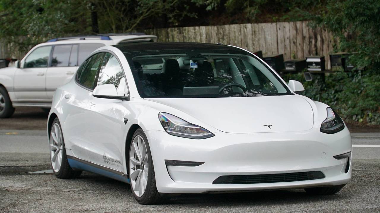 Tesla se dit prêt à assembler 6000 Model 3 par semaine