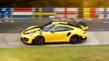 Porsche GT2 RS, il record al Nurburgring