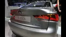 Lexus al Salone di Parigi 2016