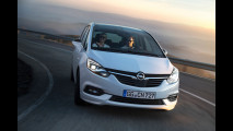 Opel Zafira restyling