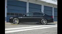 Zeitreise im ersten BMW M5