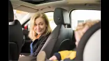 Tankrechnung im Auto bezahlen