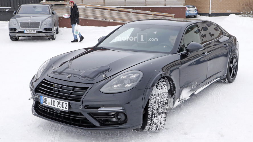 2019 Bentley Flying Spur spy photo