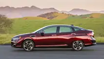 2017 Honda Clarity FCV: First Drive