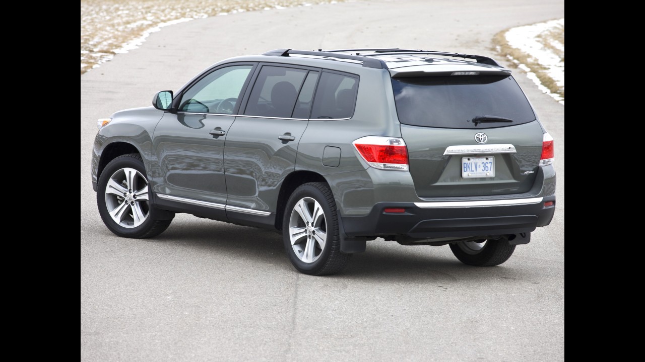 Nova geração do Toyota Highlander estará no Salão de Nova York