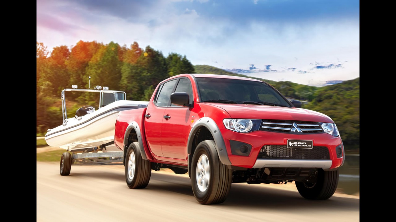 Mitsubishi L200 Triton 2013 chega com novidades e retorno da versão Savana
