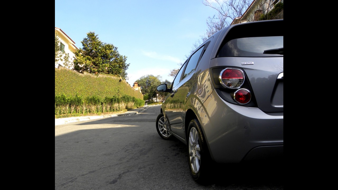 Avaliação: Chevrolet Sonic LTZ - A difícil tarefa de substituir o Astra