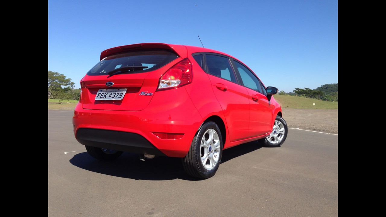 Tira-teima hatches 1.5: Ford New Fiesta SE ou Peugeot 208 Allure?