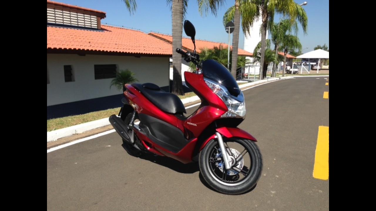Honda lança o scooter PCX 150 por R$ 7.990