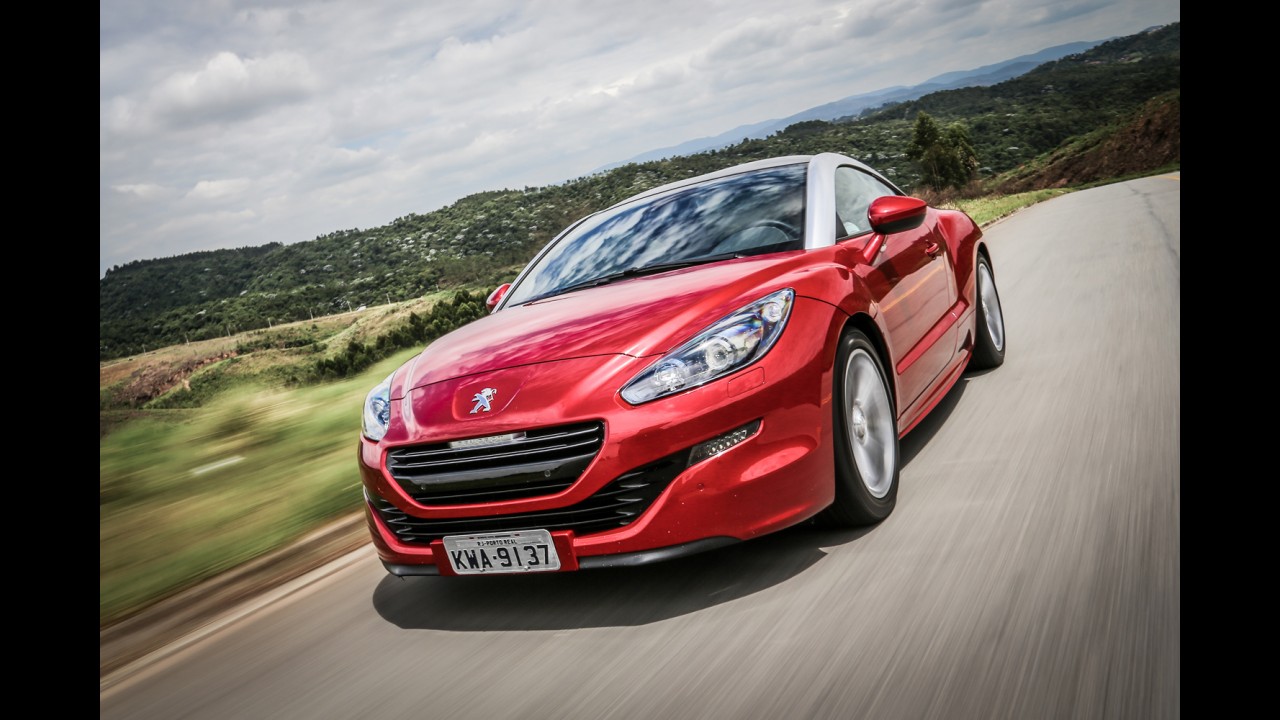 Teste CARPLACE: MINI Paceman ou Peugeot RCZ, qual seu estilo de cupê?