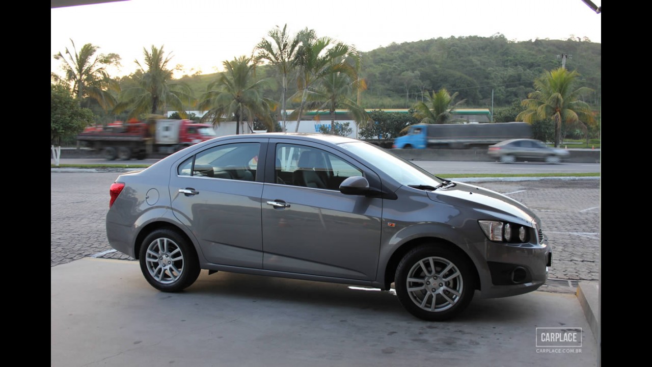 Chevrolet Sonic: Impressões ao dirigir os novos hatch e sedã no Brasil e galeria de fotos em HD