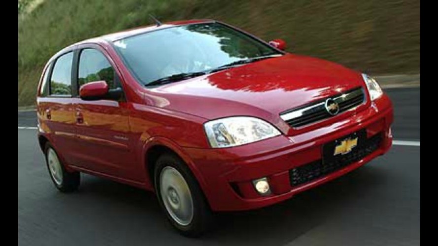 Chevrolet Corsa deixa de ser fabricado no Brasil - Negociação com sindicato é complicada