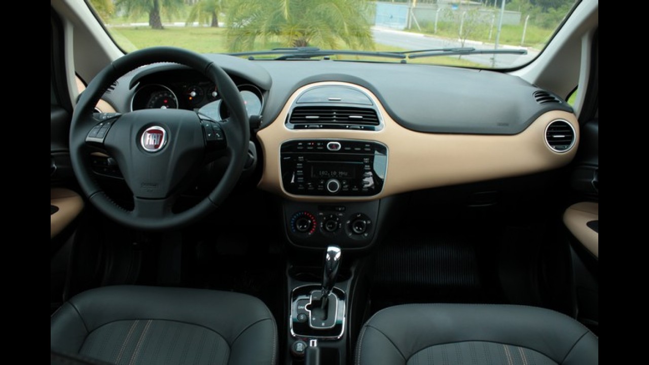 Teste CARPLACE: Linea baixa a bola e chama Sonic para a briga