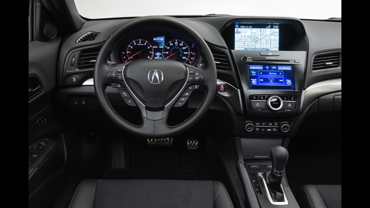 Versão de luxo do Civic, Acura ILX ganha novo visual e câmbio de oito marchas