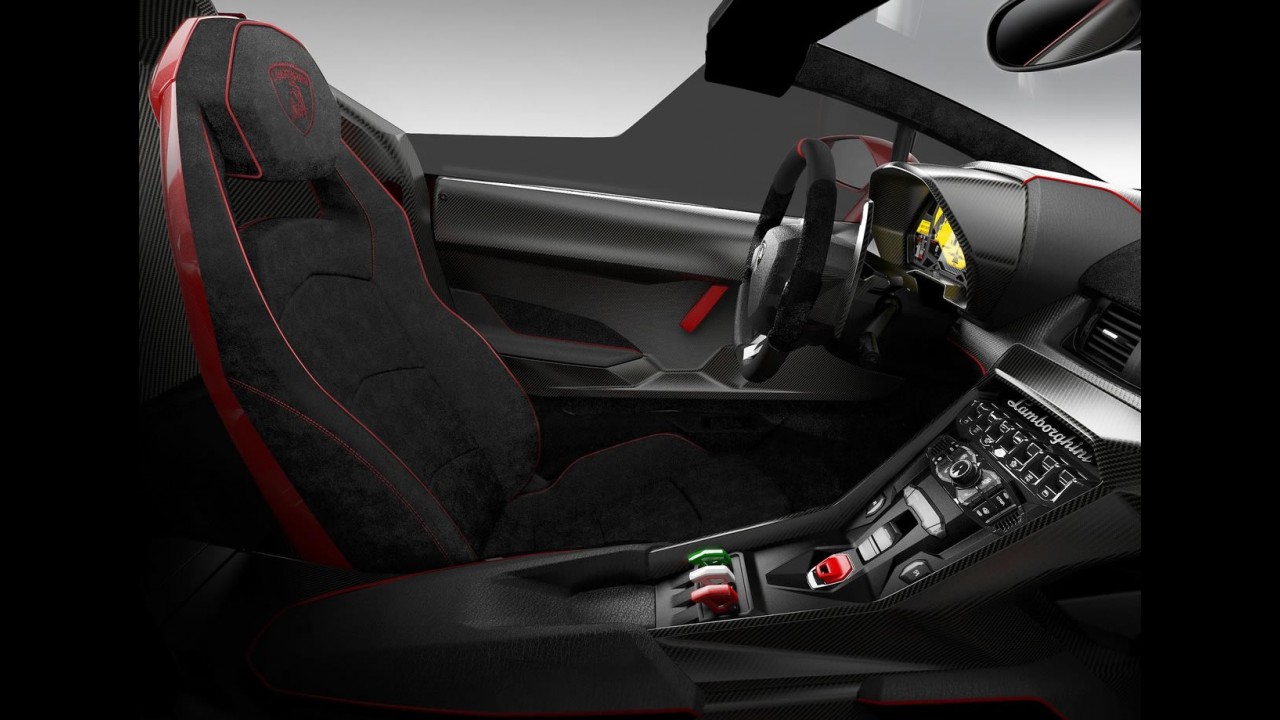 Lamborghini Veneno Roadster é sem teto que chega a 354 km/h