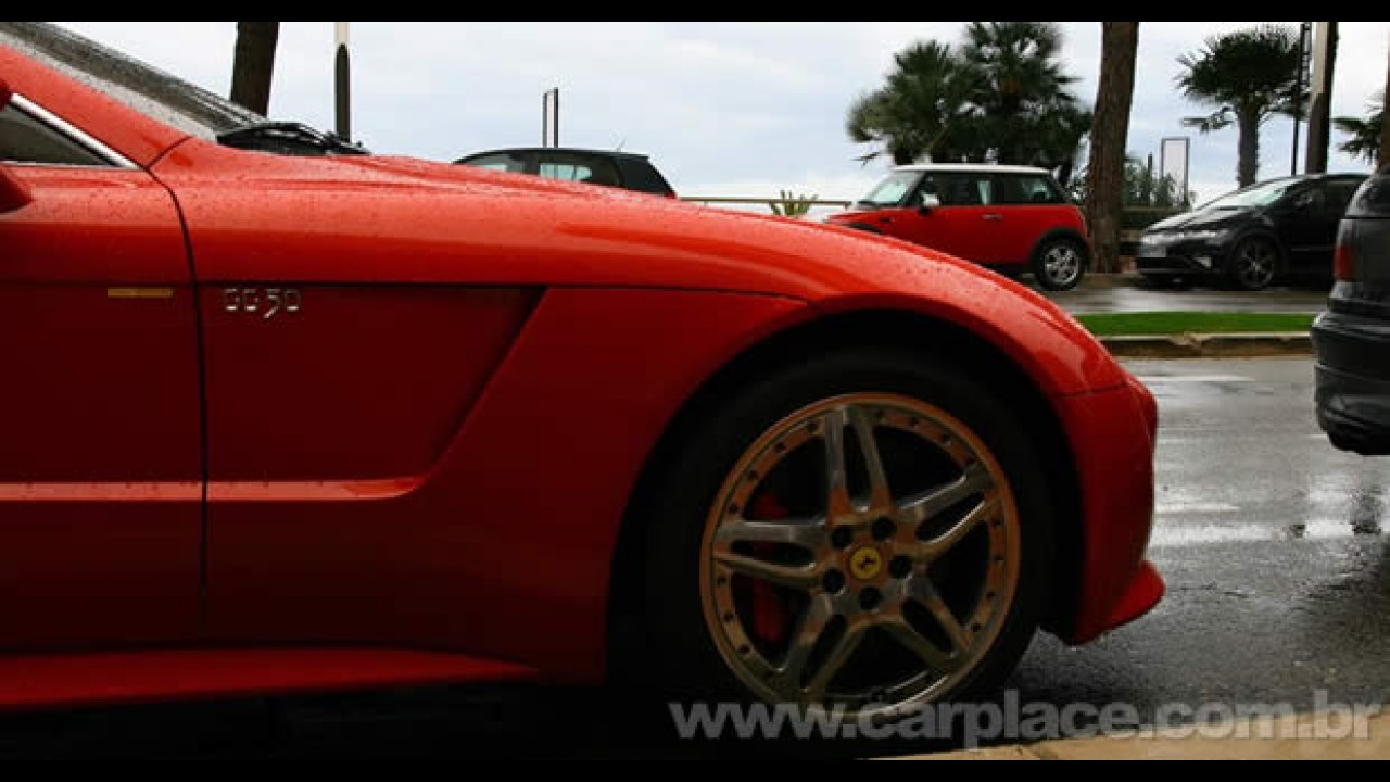 Exclusiva Ferrari GG50 criada pelo design Giorgetto Giugiaro é flagrada em Mônaco