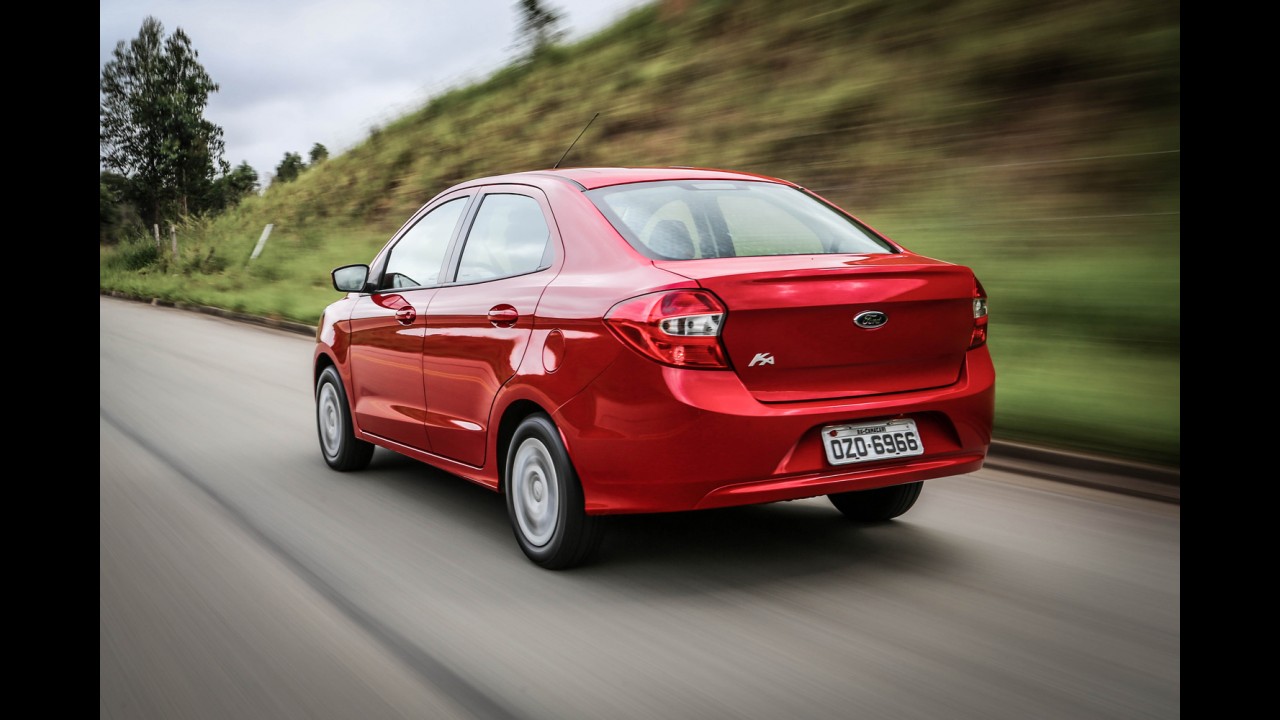 Teste CARPLACE: Versa desafia Ka+ entre os sedãs 1.0 3-cilindros