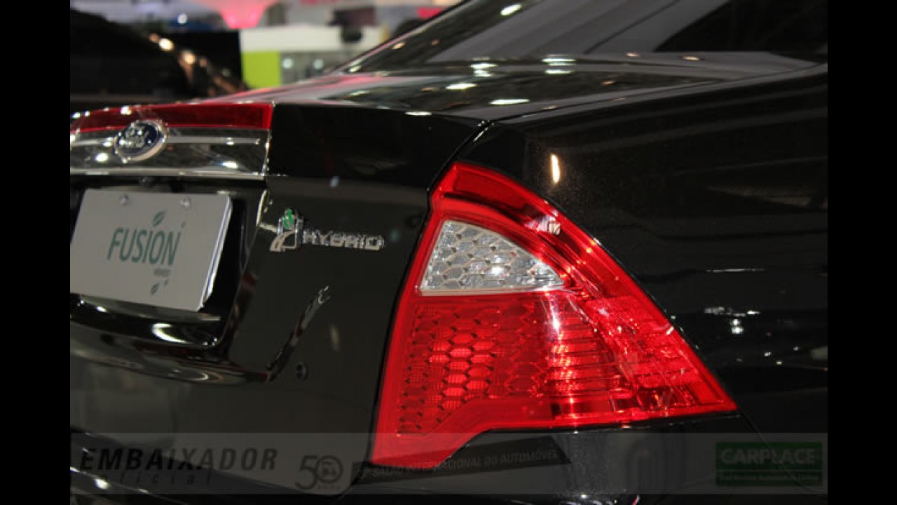 Salão do Automóvel: Ford lança o Fusion Híbrido no Brasil por R$ 133.900