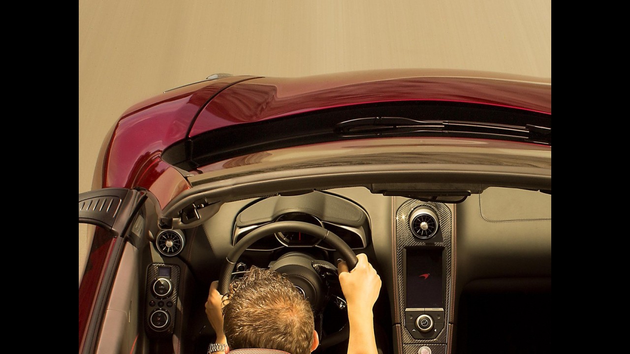 McLaren divulga teaser do conversível 12C Spider