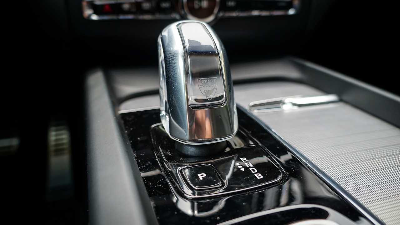 Volvo XC60 Híbrido x Diesel