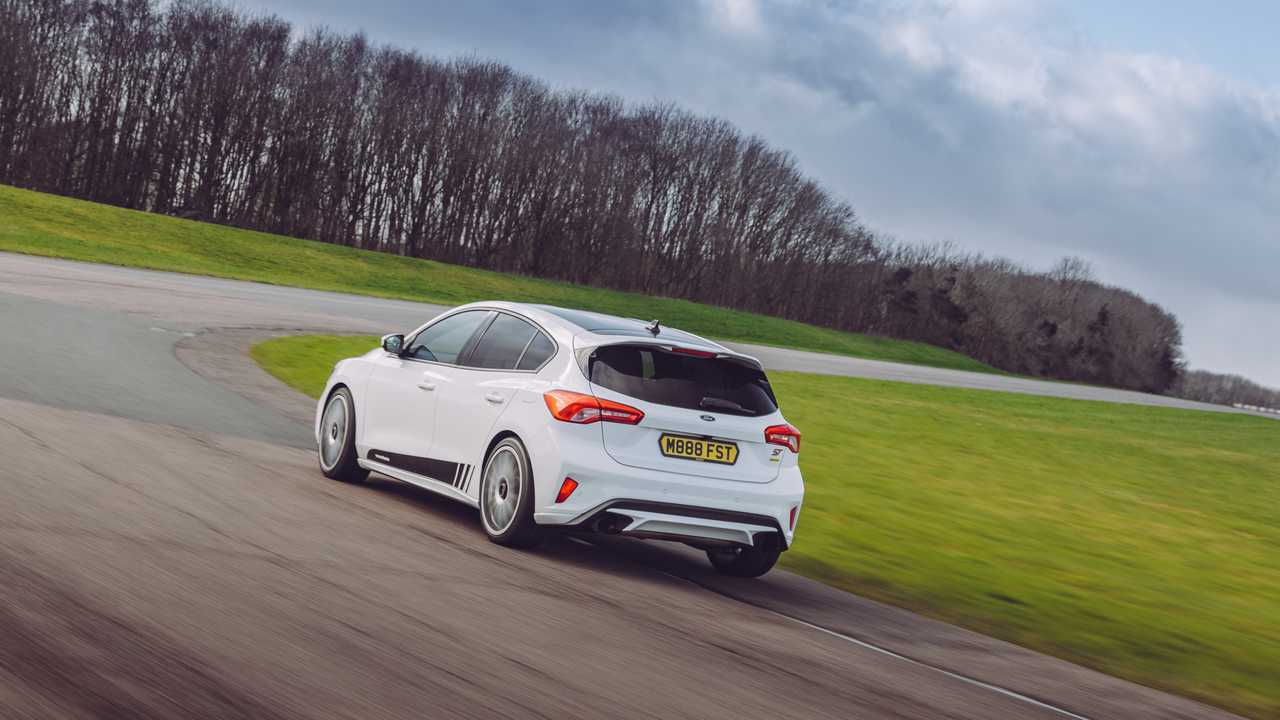 Ford Focus ST 2020 por Mountune