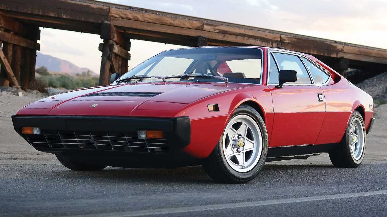 Ferrari Dino 308 GT4, un cavallino anomalo