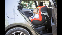 i-Size, nuove regole per i bimbi in auto