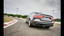 Jaguar XE, piacere di guida inglese