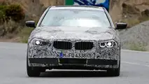 2017 BMW 5-Series plug-in hybrid spy photo