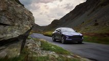 Aston Martin DBX Straight-Six 2021