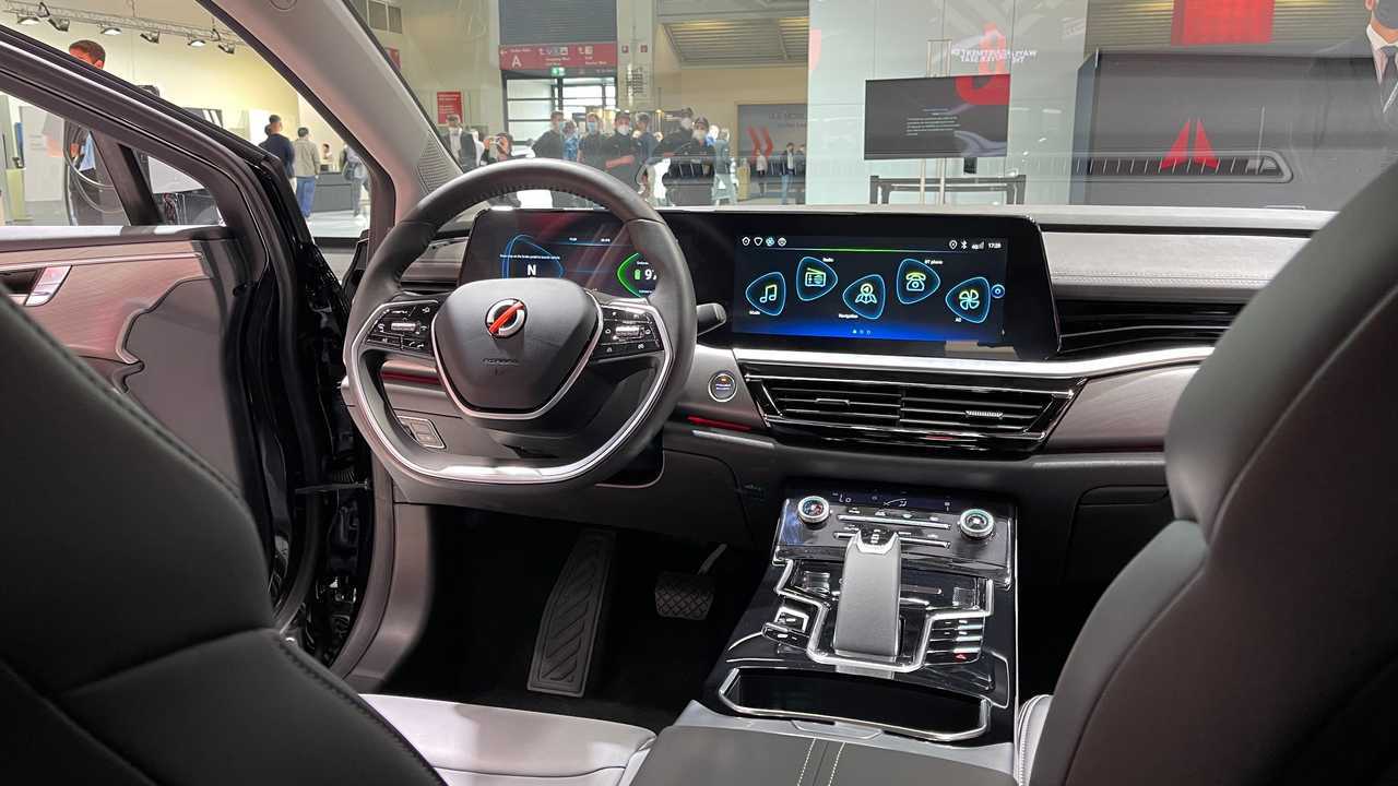 Mobilize Limo, le foto al Salone di Monaco