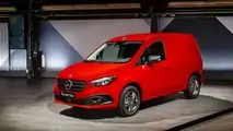 	Der neue Mercedes-Benz Citan – Exterieur, Loranditrot, Mercedes-Benz Citan 110