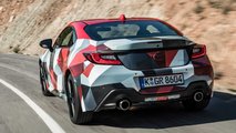 Toyota GR86 (non di serie), la prova in pista e su strada
