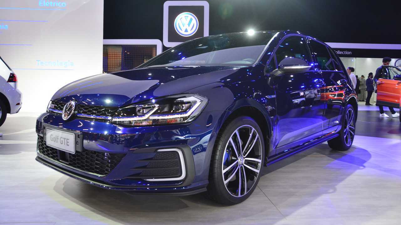 Volkswagen Golf GTE, Passat GTE e e-Golf - Salão de SP 2018