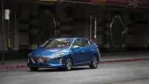 Hyundai Ioniq autonomous concept and virtual reality simulator