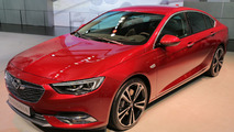 2017 Opel Insignia live in Geneva