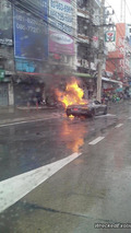 Audi R8 catches fire in Thailand
