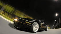Cam Shaft wraps Lotus Esprit in famous John Player livery 01.05.012