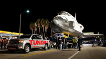 Toyota Tundra towing the Endeavour