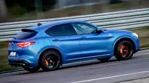 Alfa Romeo Stelvio Quadrifoglio VS Porsche Macan Turbo Performance Pack