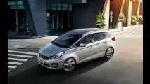 Kia Carens restyling 