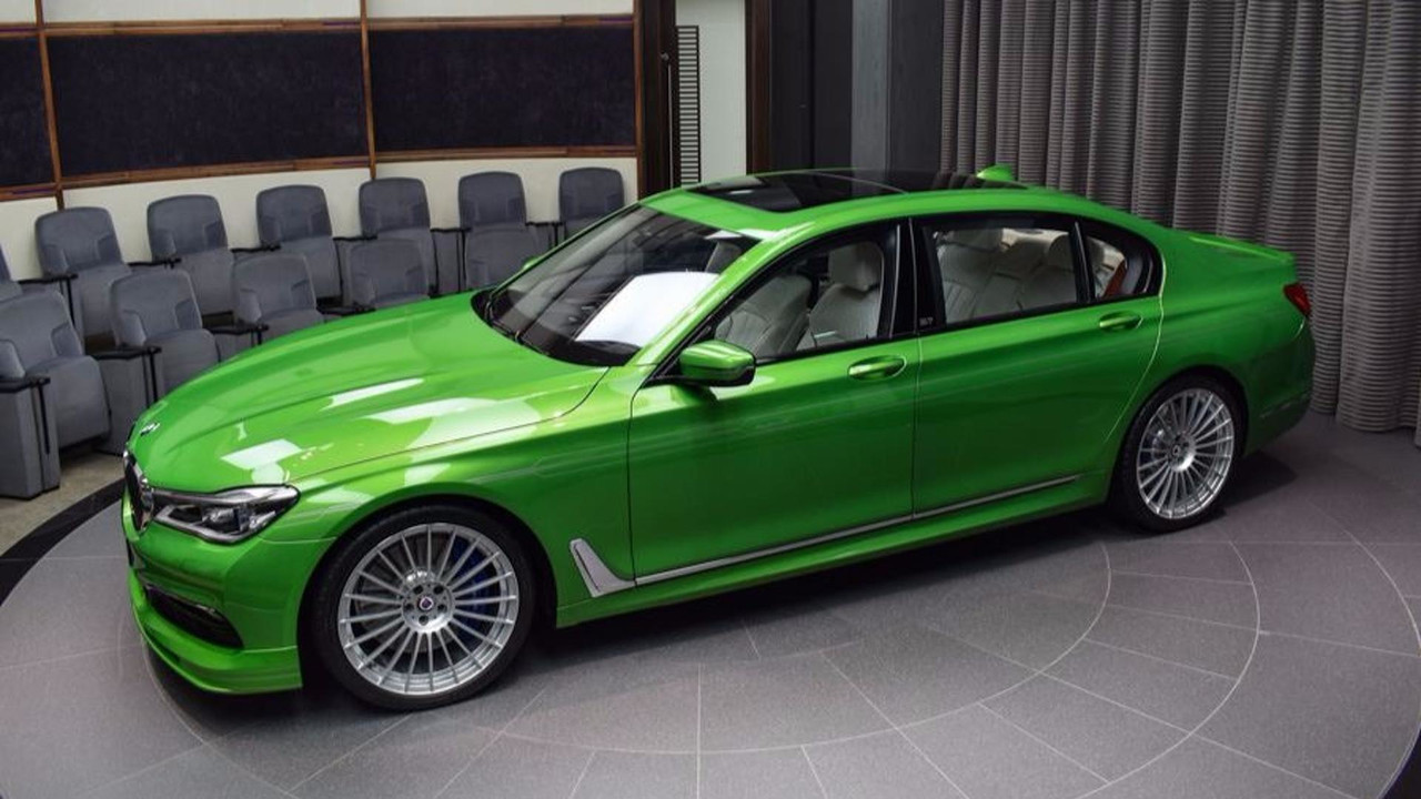 PHOTOS - L’Alpina B7 bi-turbo voit vert