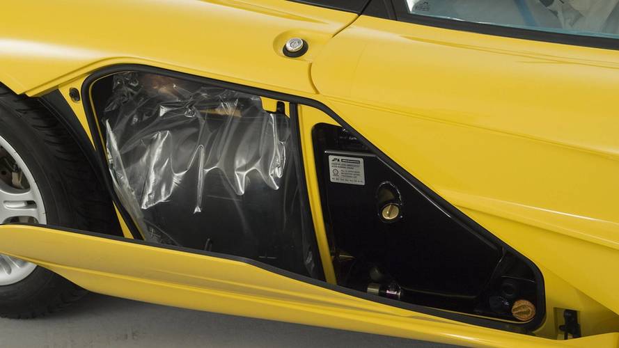 Undriven McLaren F1 for sale
