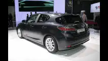 Lexus al Salone di Parigi 2010